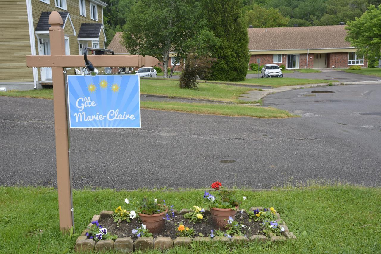 Gite Marie-Claire Petit-Saguenay Zewnętrze zdjęcie